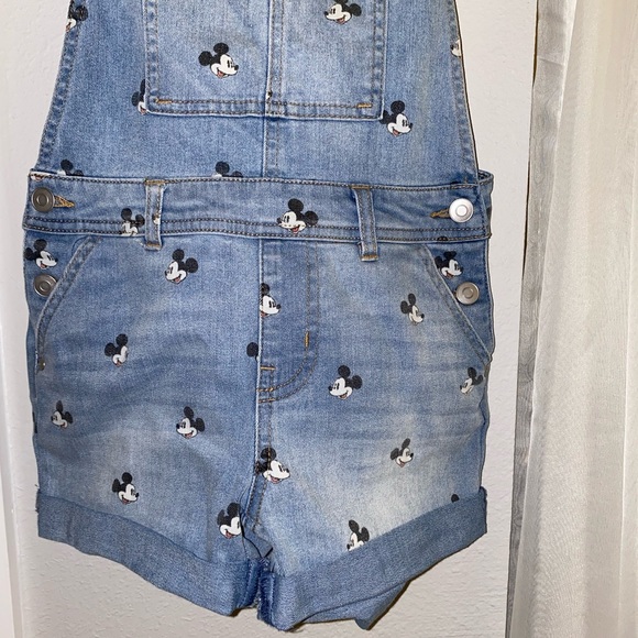 NWOT MICKEY MOUSSE SHORTS DISNEY OVERALLS SIZE S JEANS POCKETS - Picture 6 of 6